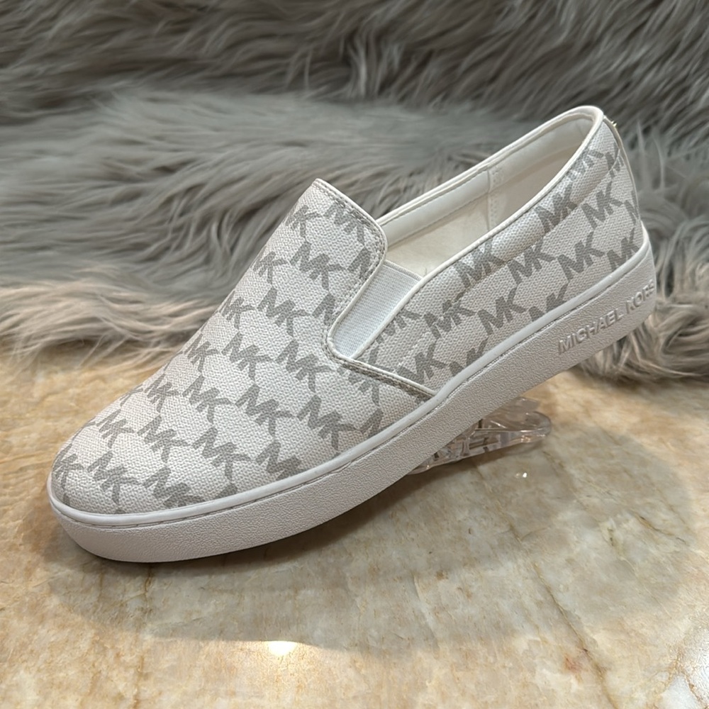 Michael Michael Kors Women’s Keaton slip-on Sneakers. Bright White Logo. New